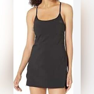 North face dress with internal body suit, with pockets!